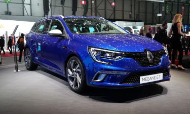 Французский след на российском асфальте стёрт: как Renault смело ветром перемен