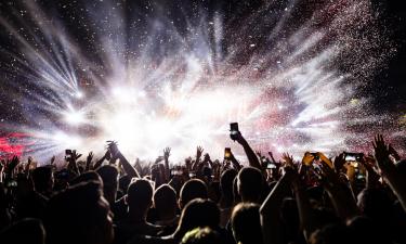 Шаман, Лепс и Буланова названы лучшими российскими певцами