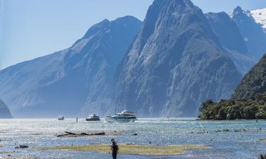 Новая Зеландия удивляет даже бывалых туристов: 7 точек на карте, которые стоит увидеть хотя бы раз в жизни