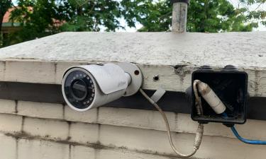 Скрытая ловушка на вашем заборе: как камера на участке может стать причиной иска