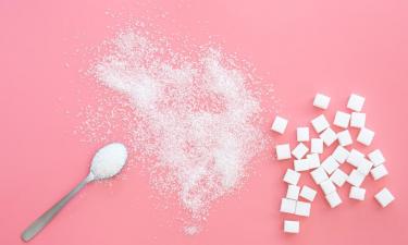 Сахар усиливает нагрузку на поджелудочную железу — нутрициолог Демина