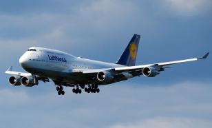 Boeing 777-200ER от Lufthansa получили покрытие, имитирующее кожу акулы