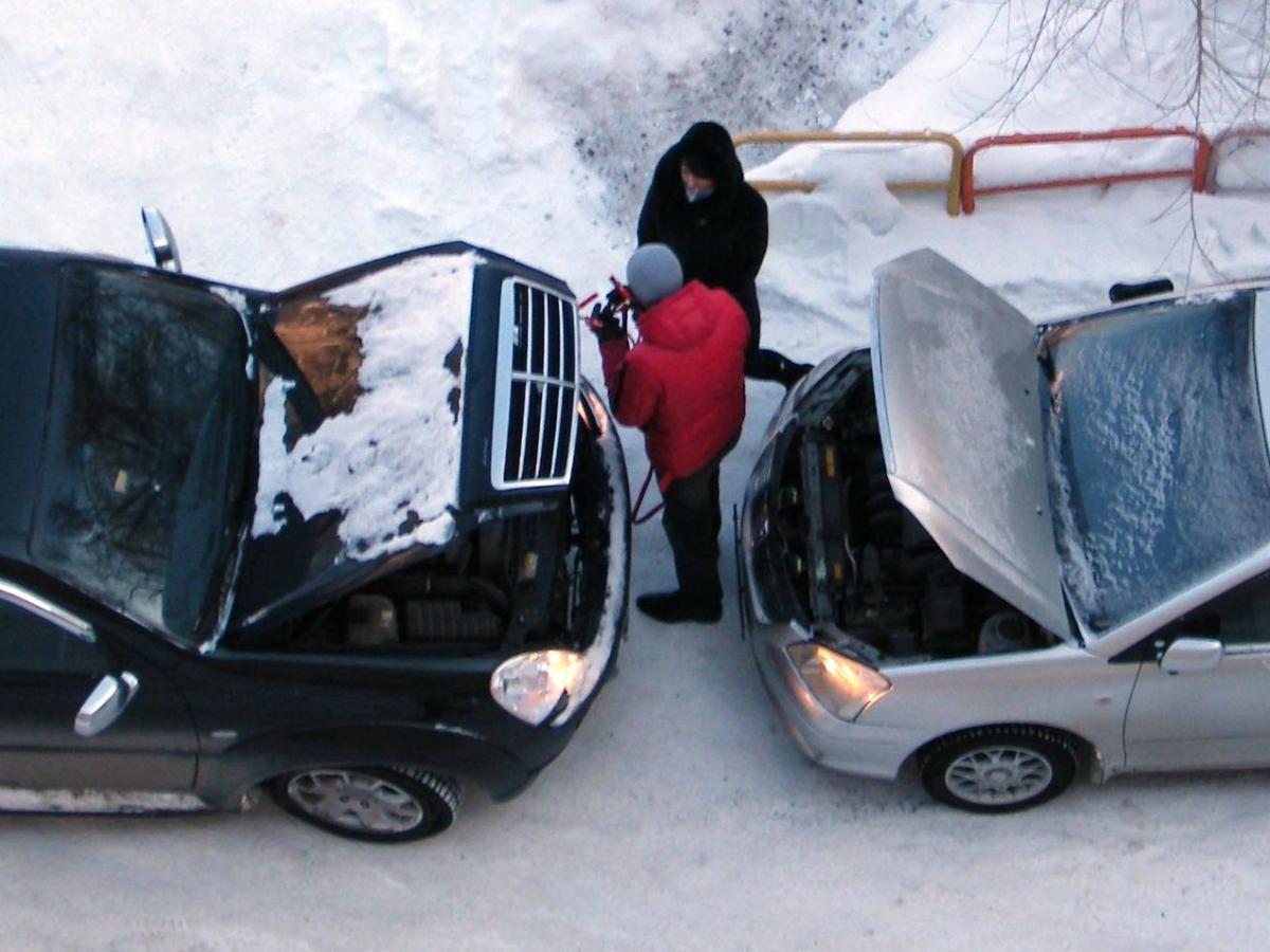 Прикуривание может вызвать перегорание предохранителей — ГАИ