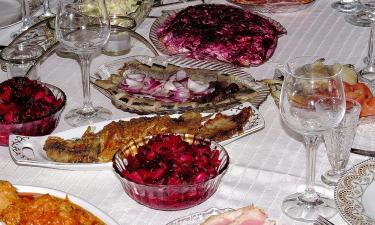 Самый дешёвый новогодний стол из стран СНГ в Киргизии