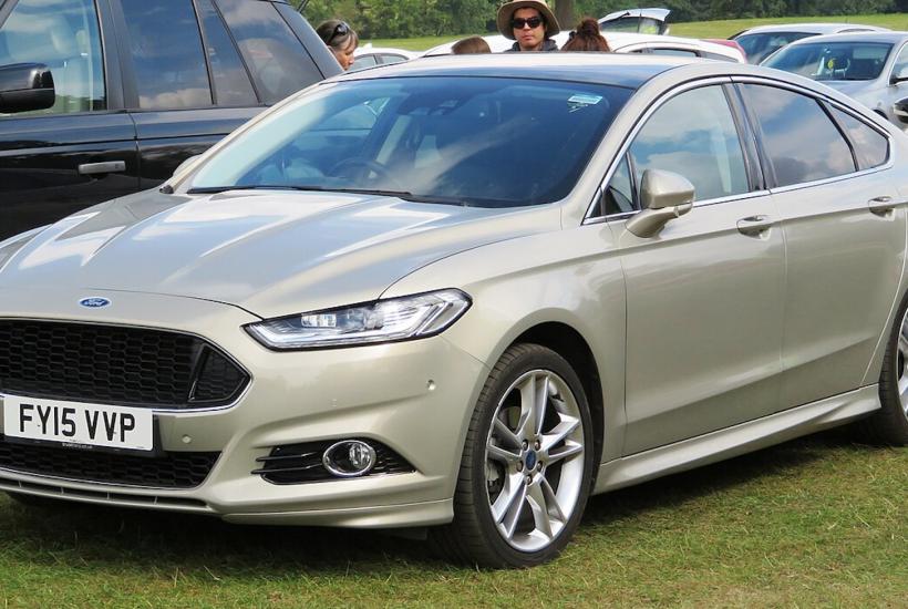 Автомобиль Ford Mondeo Автомобиль Ford Mondeo
