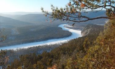 Вертолёт вместо автобуса — солнце вместо розетки: где в России живёт народ без пробок и суеты