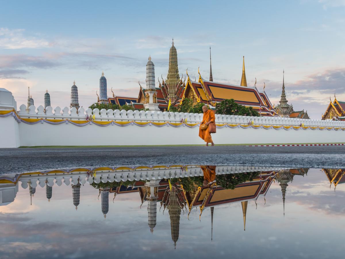 Причину разворота 2900 путешественников обозначили миграционные специалисты