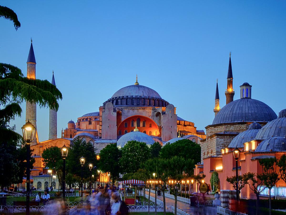 Императорские тайны: сколько реально стоило построить собор Святой Софии в VI веке