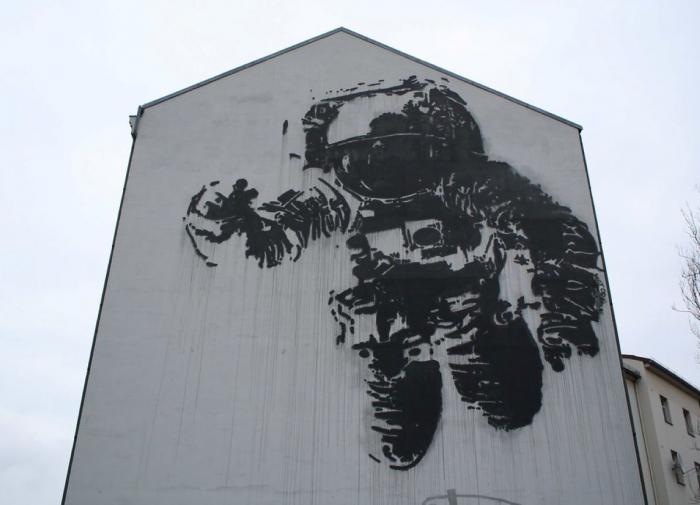 Science Alert: люди, побывавшие в открытом космосе, могут столкнуться с выпадением ногтей из-за давления перчаток скафандра