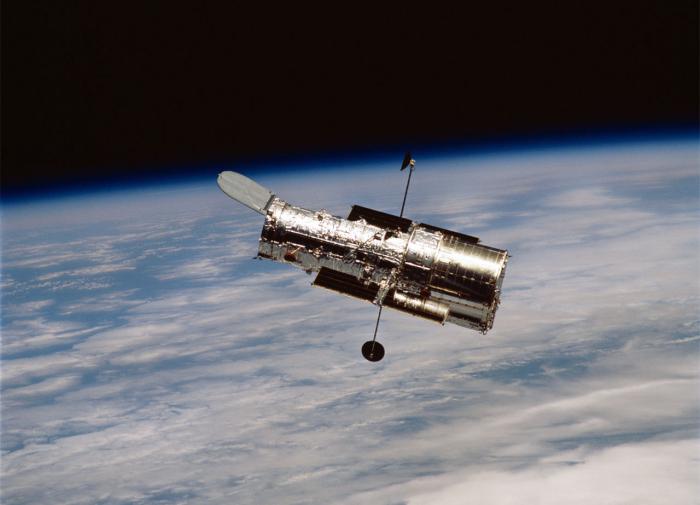 NASA сообщила о приостановке работы космического телескопа "Хаббл"