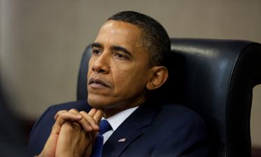 Политический абсурд: Обама предупреждает — теперь каждый день как Хэллоуин при Трампе