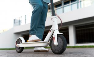 Подростков, которые сбили на электросамокате детскую коляску в Екатеринбурге, поймали