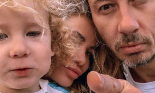 Экс-супруг Айзы Анохиной хочет забрать у неё ребенка