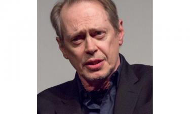 Актёр Стив Бушеми присоединился к Уэнсдей: новая тайна академии Невермор