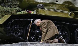 Атака на 75-летие Победы будет "беспрецедентно грязной"