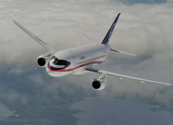 Известия: экипаж SSJ перестал выходить на связь после набора высоты