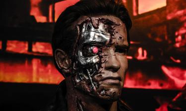 Джеймс Кэмерон предупреждал о будущем ИИ ещё в 1984 году