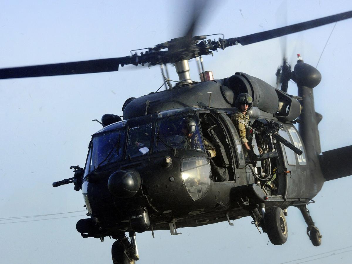 Ukrajina obtožuje južnoafriške reševalce dezerterstva, Rusija trdi, da je sestrelila ukrajinske droni