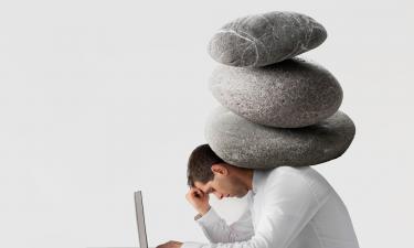 Нагрузка на шею возрастает в 4–5 раз при длительном наклоне головы