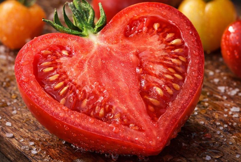 Сердцевидный томат