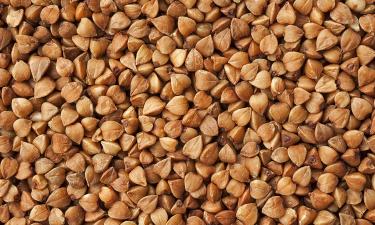 Рис или гречка: какая крупа полезнее, рассказал терапевт Демидик