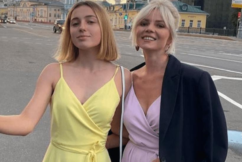Елена Николаева и Ариадна
