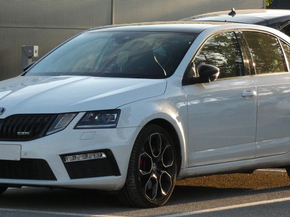 В 2025 году с российского рынка уходят Renault Duster, Skoda Octavia и Kia Rio