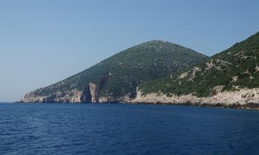 Остров Инш у побережья Шотландии выставили на продажу: от пещеры к экологическому раю