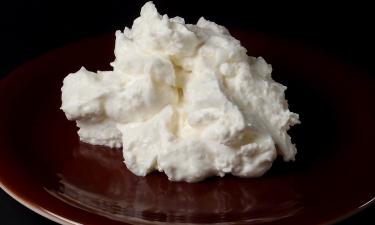 Манка увеличивает плотность и мягкость творожной массы — повара