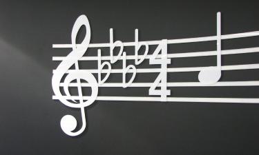 Музыкальный критик рассказал, как авторы песен передают свои права другим исполнителям