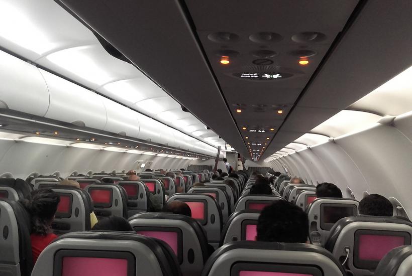 Airbus A320, салон Airbus A320, салон