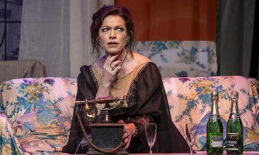 После трагической потери: Алёна Хмельницкая вернулась к любимому делу