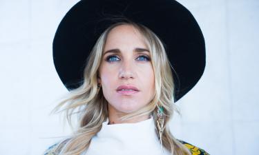 После двух дочерей — новый вызов: Юлия Ковальчук объявила о неожиданных планах