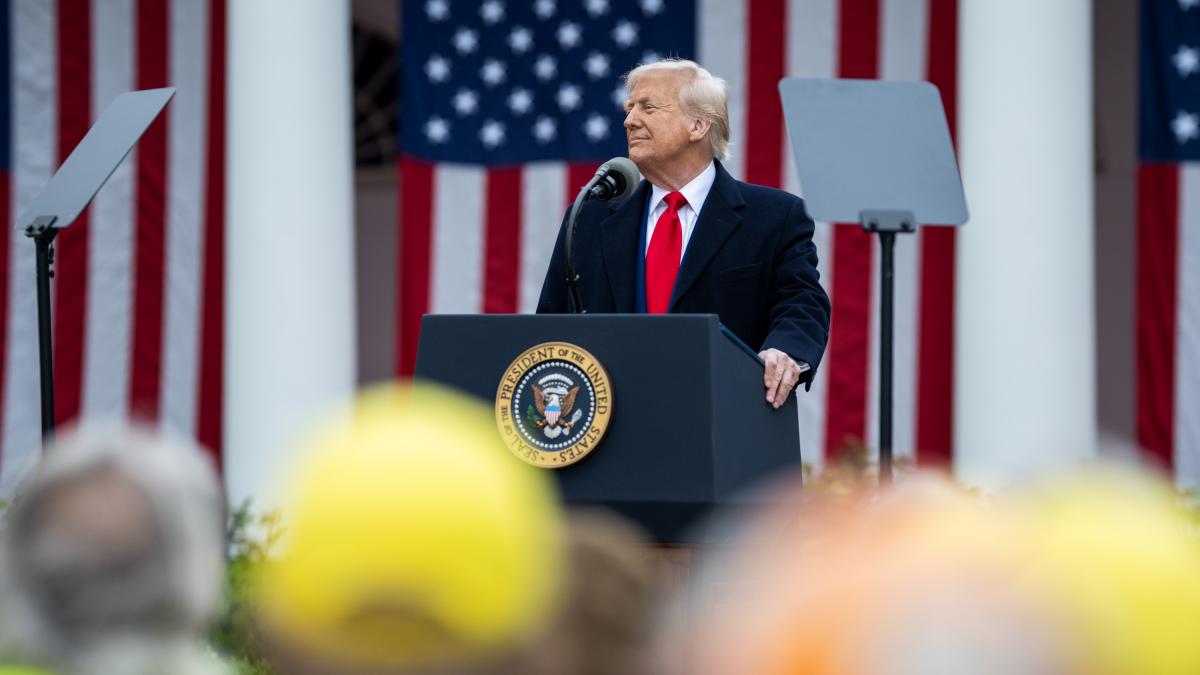 Trump iskal alternativo za SpaceX pri projektu Zlata kupola