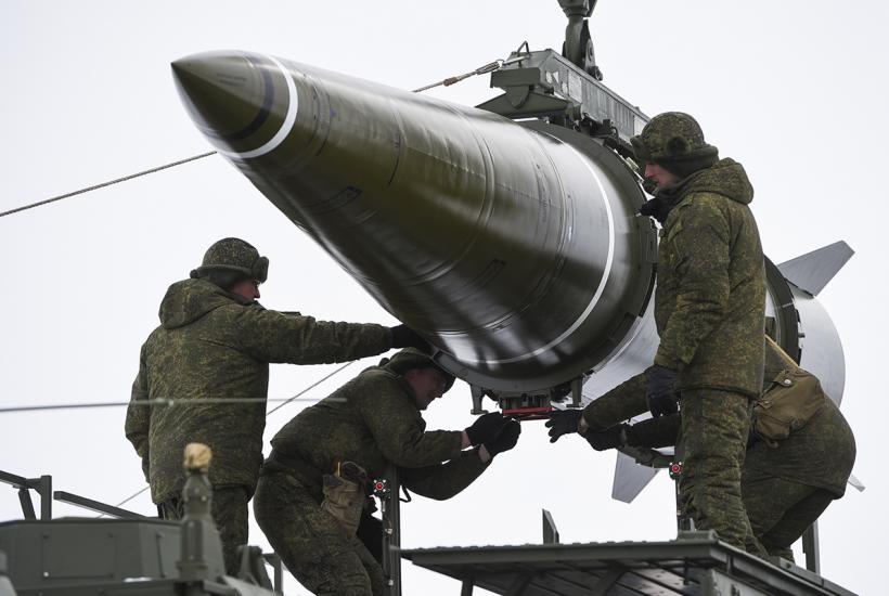 Учебно-боевой пуск ракеты ОТРК "Искандер-М"
