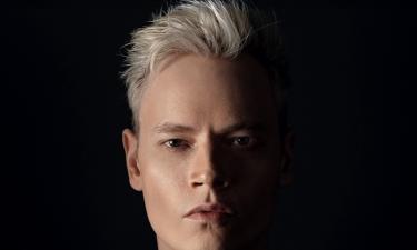 Певец Шаман пригласил спеть дуэтом похожего на него мальчика из Ростова-на-Дону