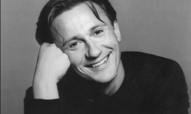 Меньшиков отметил резкость и требовательность Серебрякова