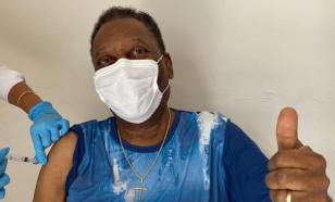 Пеле успешно привился от коронавируса