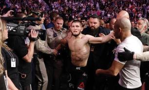 Как Нурмагомедов победил Макгрегора: бой, драки и  скандал