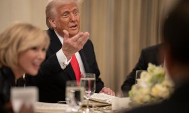 Политический скандал: Трамп заставил Зеленского краснеть, задав ему неожиданный вопрос о тоннеле
