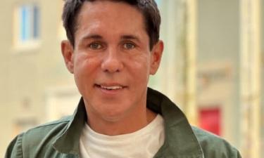 Алексей Панин* рассказал, что они с дочкой работают в США доставщиками еды