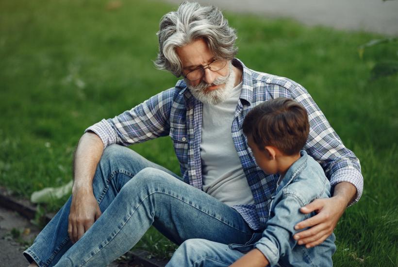 Взрослый отец