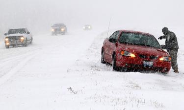 Управление авто зимой: простые трюки для безопасной поездки