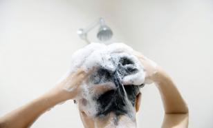 Когда лучше мыть голову: утром или вечером?