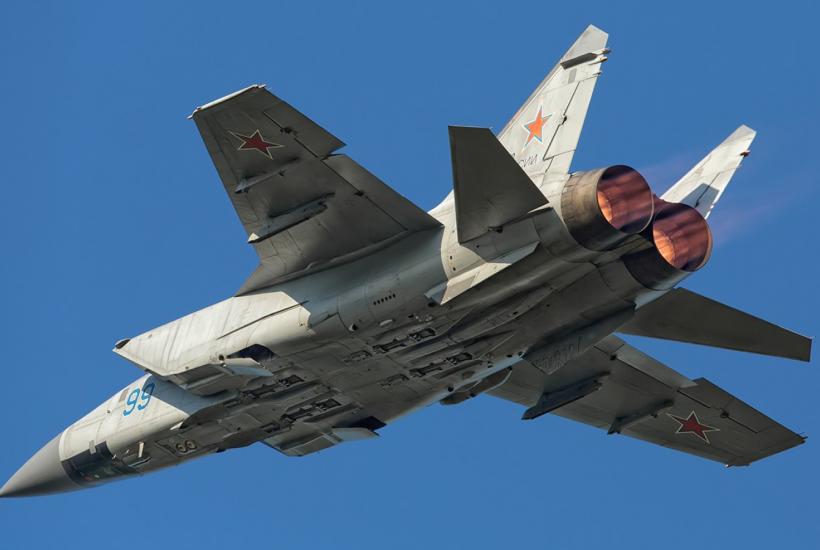 ФСБ сорвала заговор: ГУР и MI6 пытались угнать МиГ-31 с Кинжалом