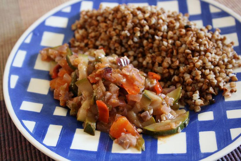 Гречка с овощами
