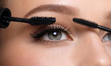 Метод двух тушей делает ресницы визуально гуще