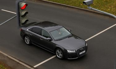 ПДД разрешают завершить движение при опасности экстренного торможения