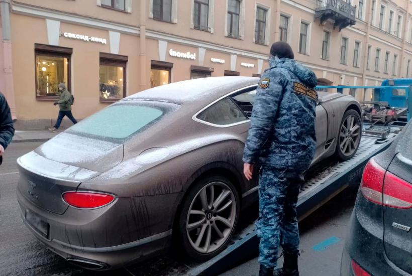 Арест иномарки
