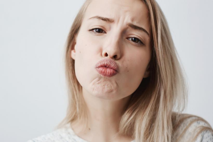 Мороз и сухой воздух усиливают сухость губ —  косметолог Наталья Рябинова